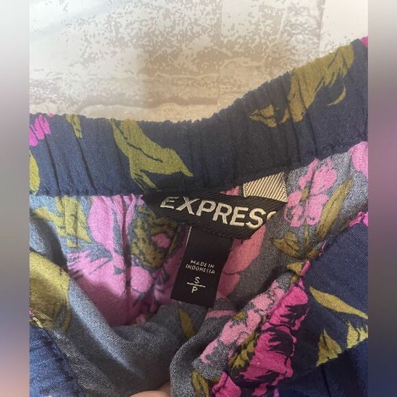 Express Off the Shoulder Floral Print Romper Flowy Ruffled Sleeves - Picture 4 of 7